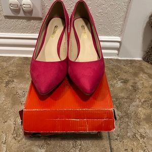 Women fuchsia pumps shoes